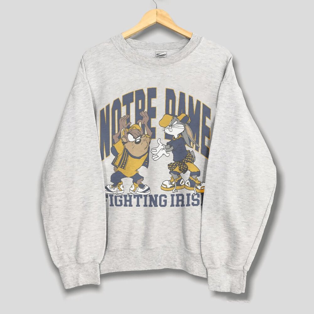 Vintage 1990s University Of Notre Dame Fighting Irish Looney Tunes Sweatshirt